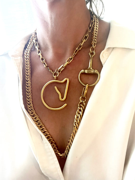 HORSE HEAD PENDANT | gold