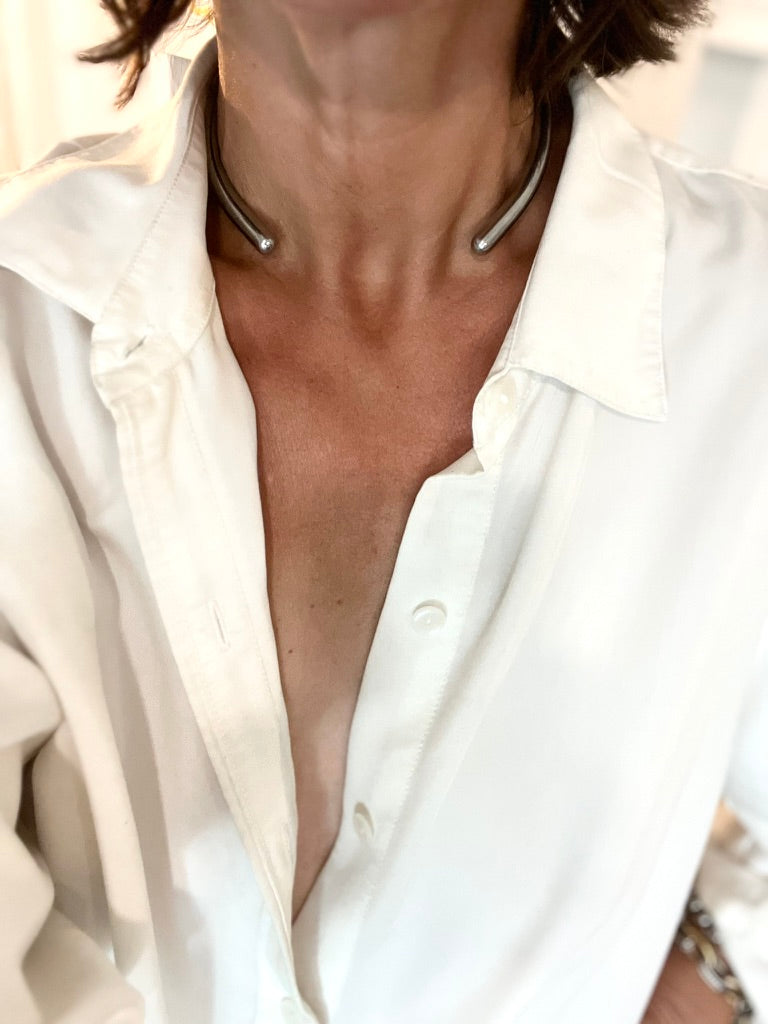 ARMANI CUFF CHOKER NECKLACE |silver