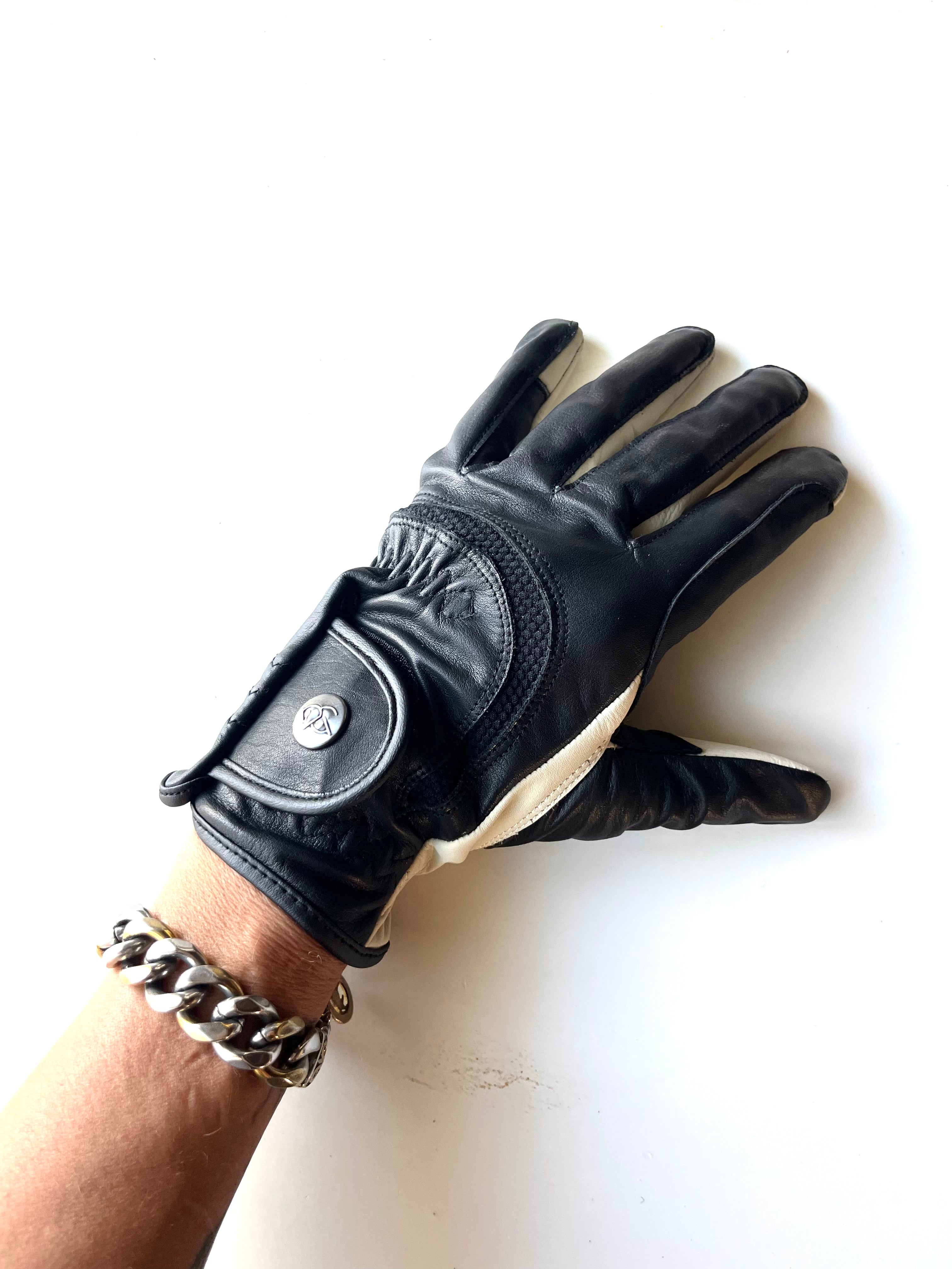 MALIN GLOVES - BLACK