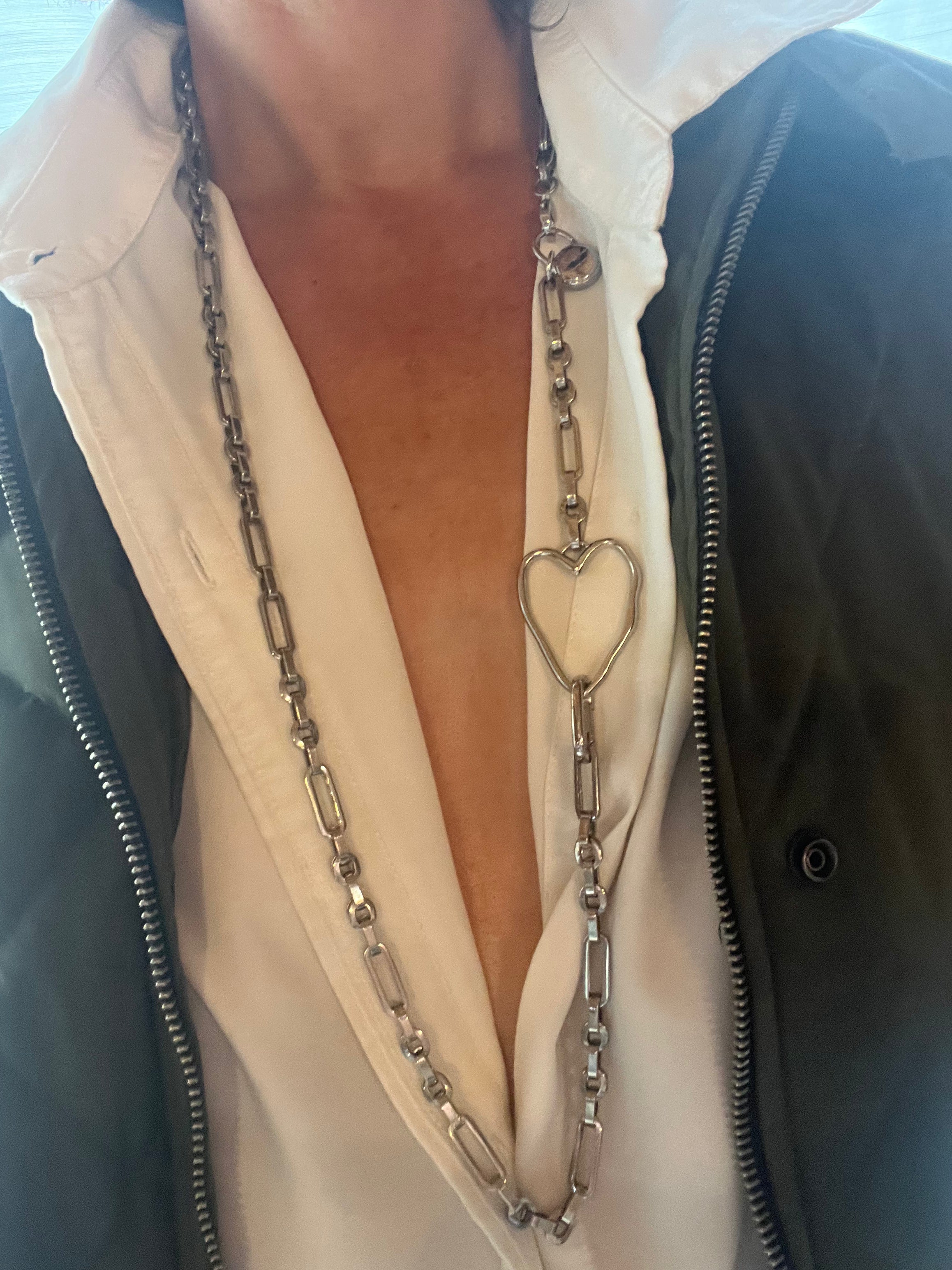 AGAPIOS NECKLACE