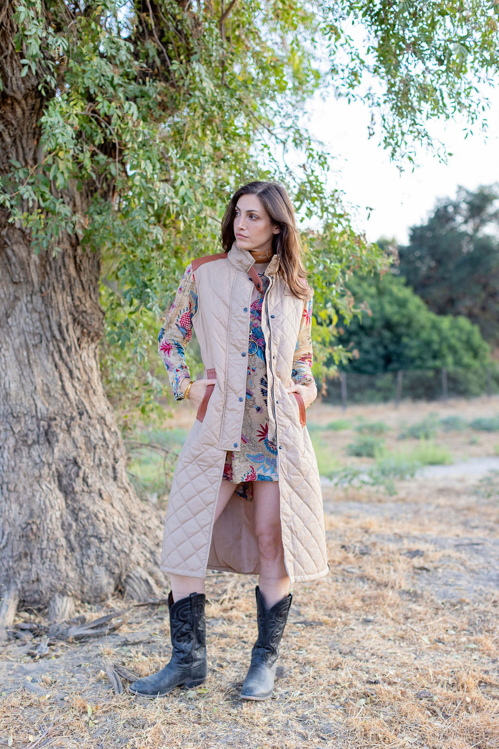 LIGHT WEIGHT MALIN VEST LONG - buckskin