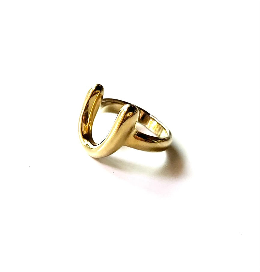 KOA HORSESHOE RING | gold