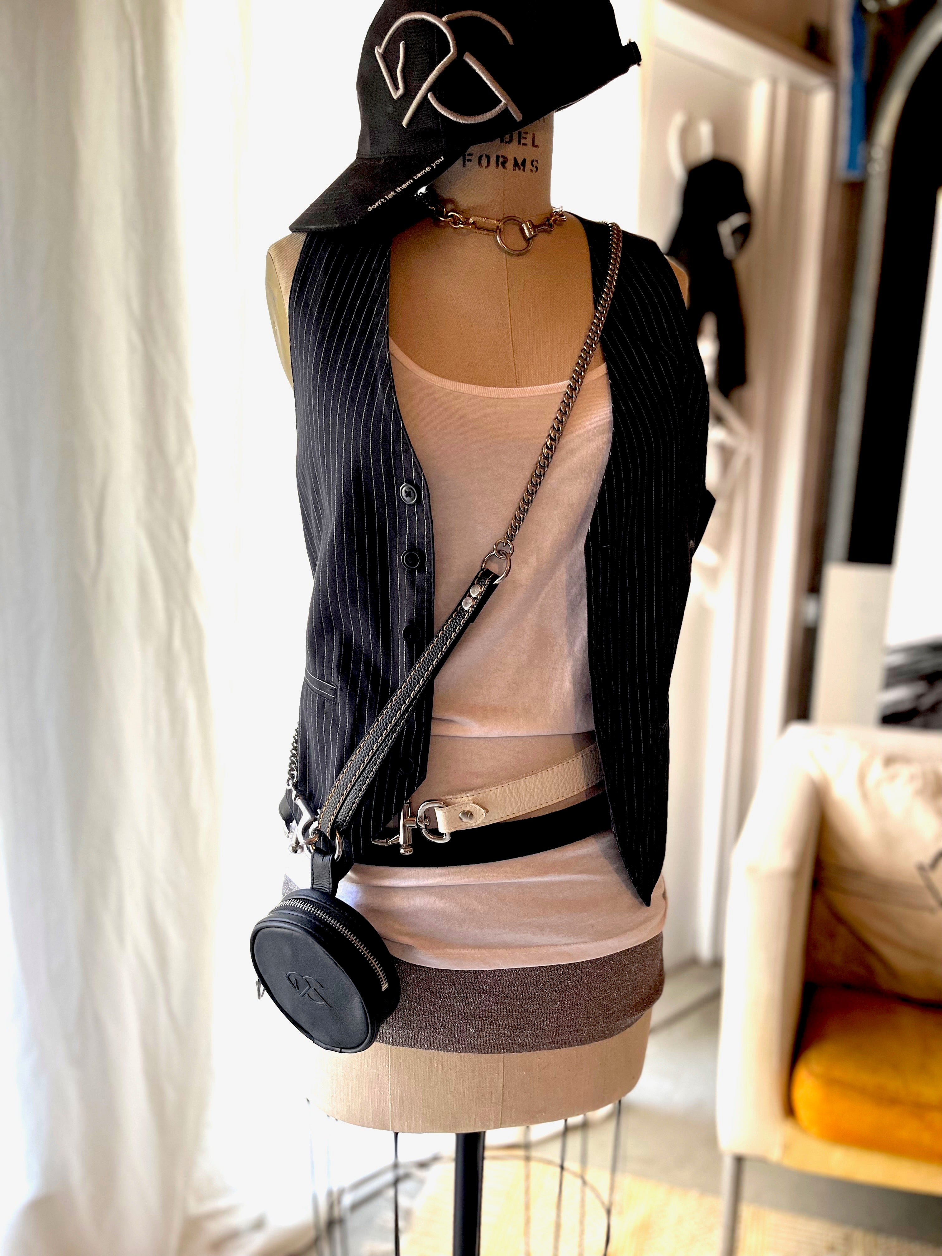 BLAISE ZIP POUCH - black - treat pouch - mini shoulder bag - wait pouch - saddle bag - AtelierCG™