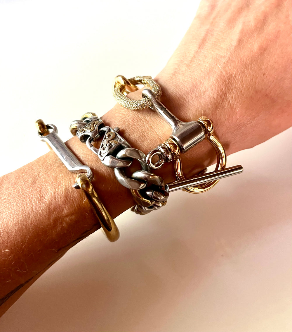 Aries Bracelet in gold | Equestrian Jewelry | Equestrian fashion | Horse Jewelry | Equestrian Luxury