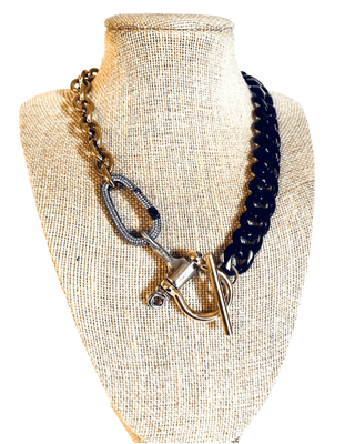 ARIES NECKLACE | black & gold
